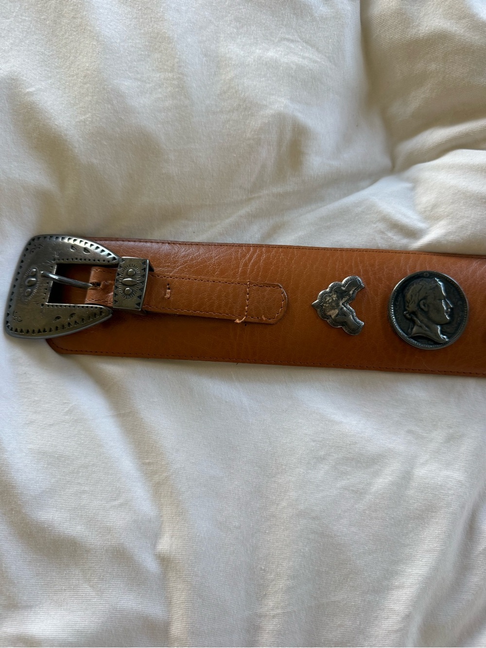 Leather Western-Style Brown Women's Belt with Metal Conchos